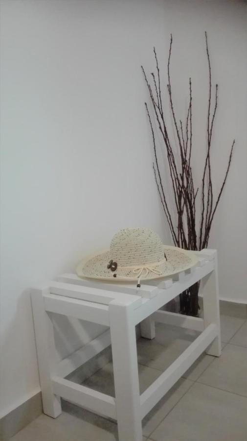 New Sea Escape Boutique Apt-Agii Aposto Li Beach 하니아 외부 사진
