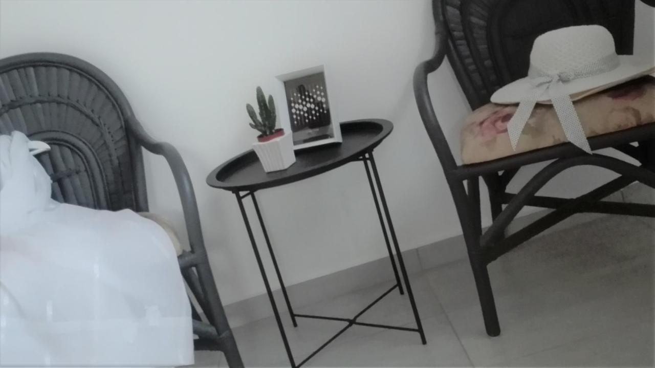 New Sea Escape Boutique Apt-Agii Aposto Li Beach 하니아 외부 사진