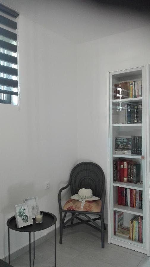 New Sea Escape Boutique Apt-Agii Aposto Li Beach 하니아 외부 사진